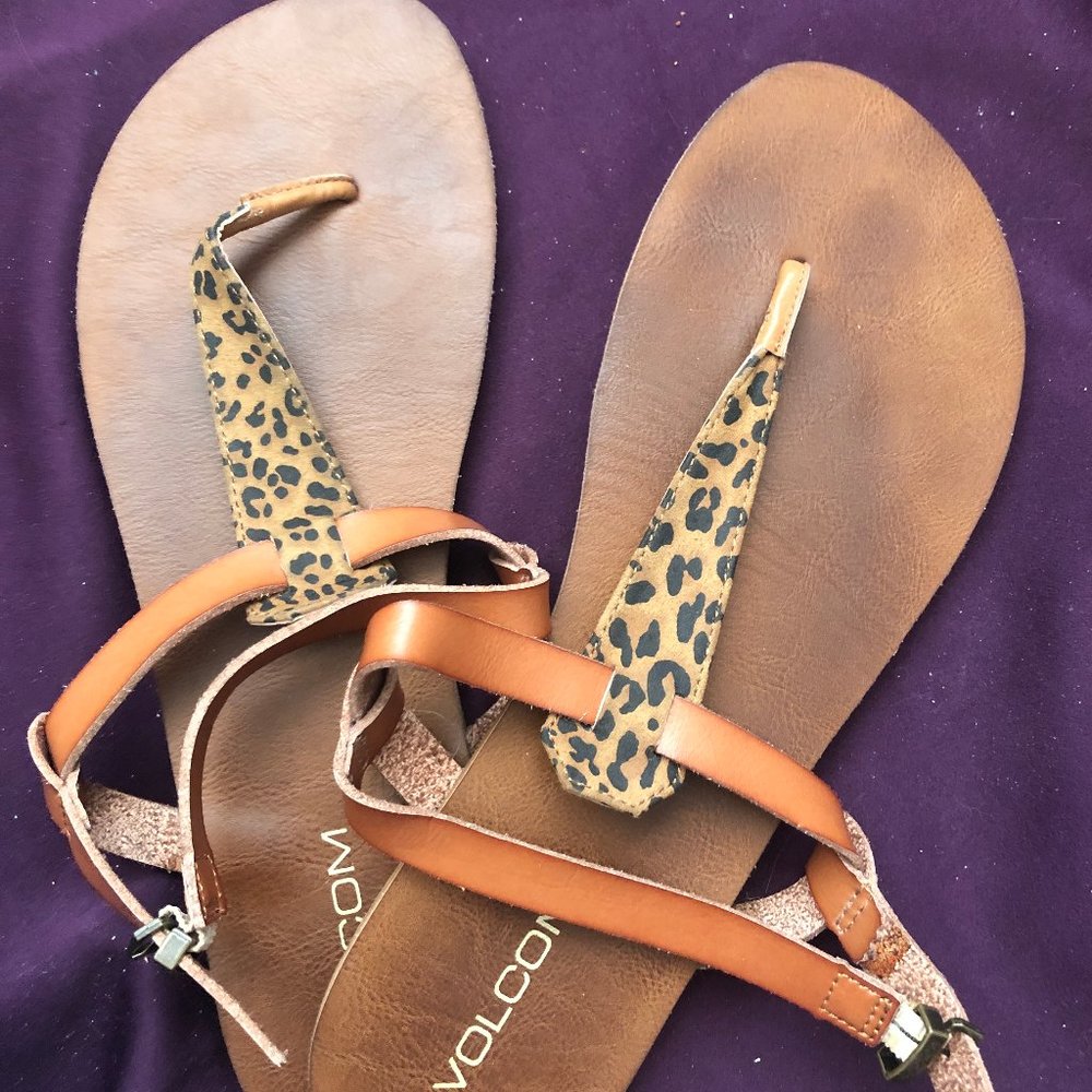 Leopard Thong Sandals Size 9